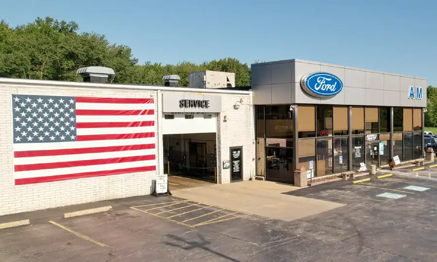 Ford Commercial and Fleet Service at AM Ford near Ashtabula