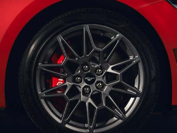 Ford Alloy Wheel Accessories