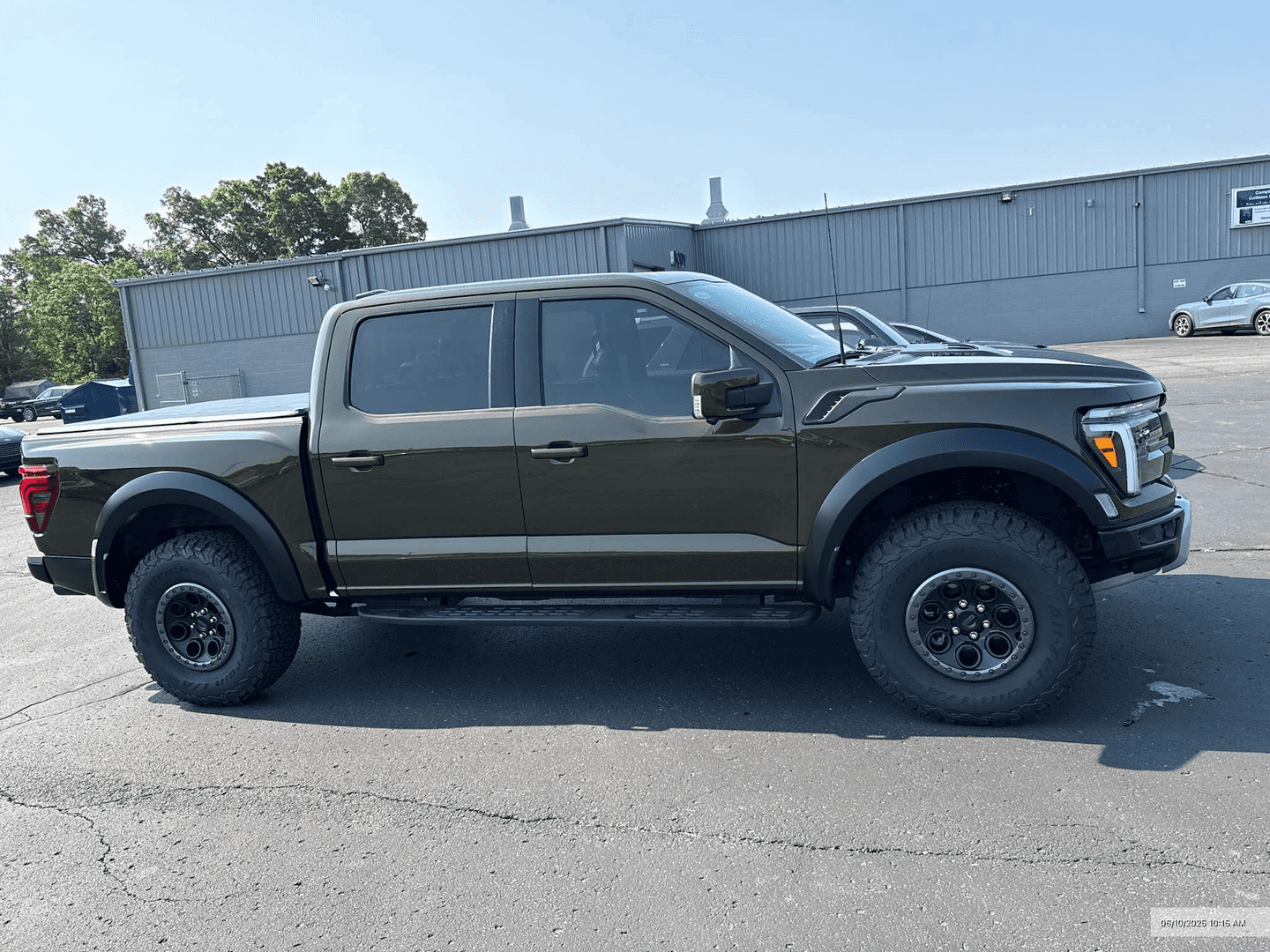side view of fixed truck