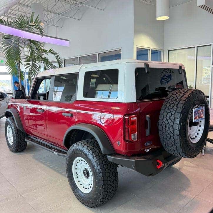 2025 Ford Bronco Heritage- ARB Off Road Package