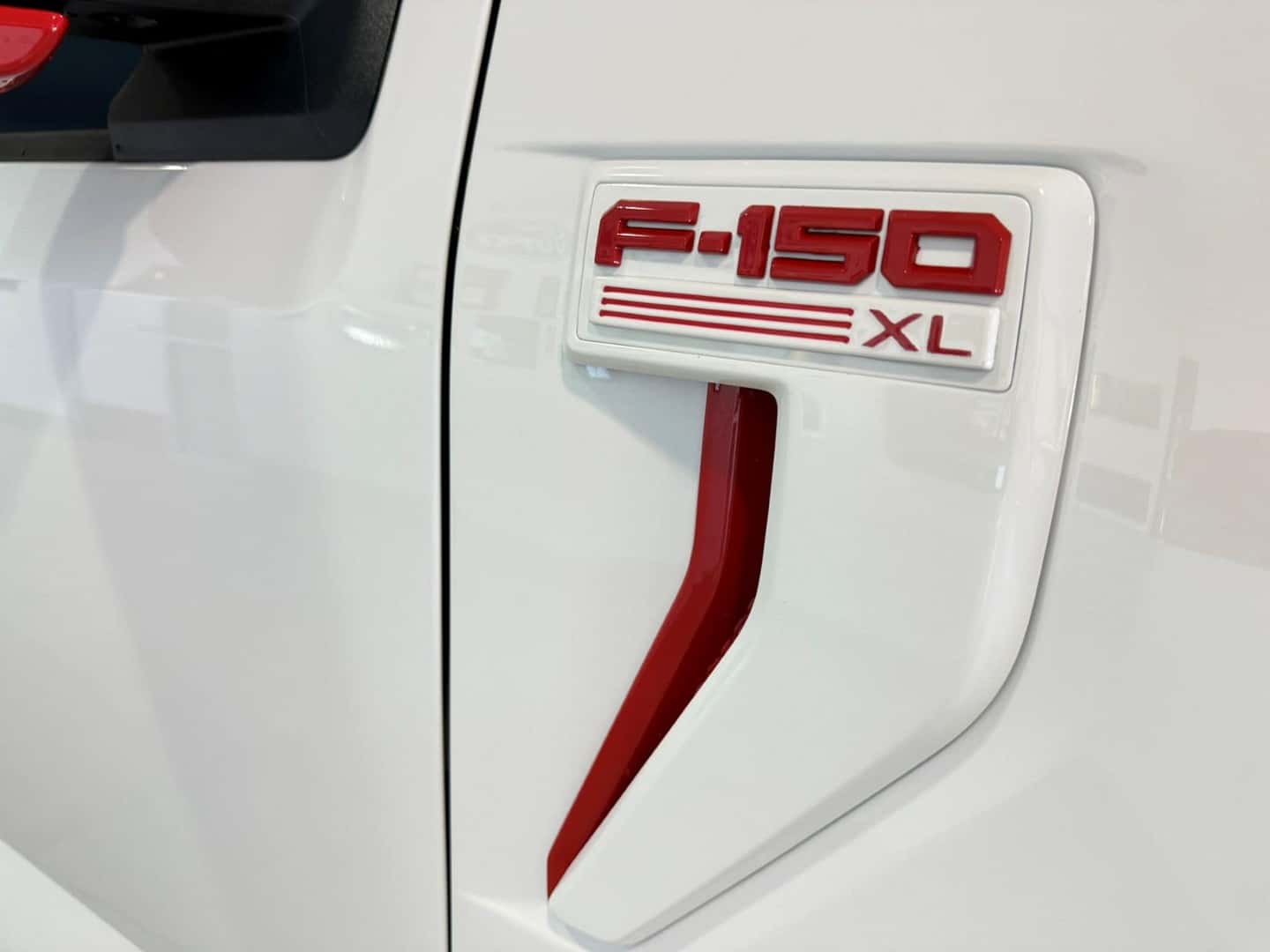 2025 Ford F-150 Single Cab 5.0 