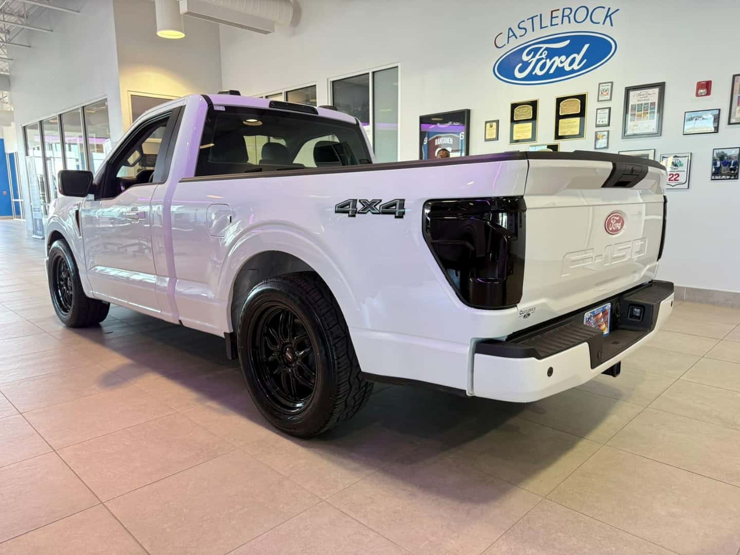 2025 Ford F-150 Single Cab 5.0 