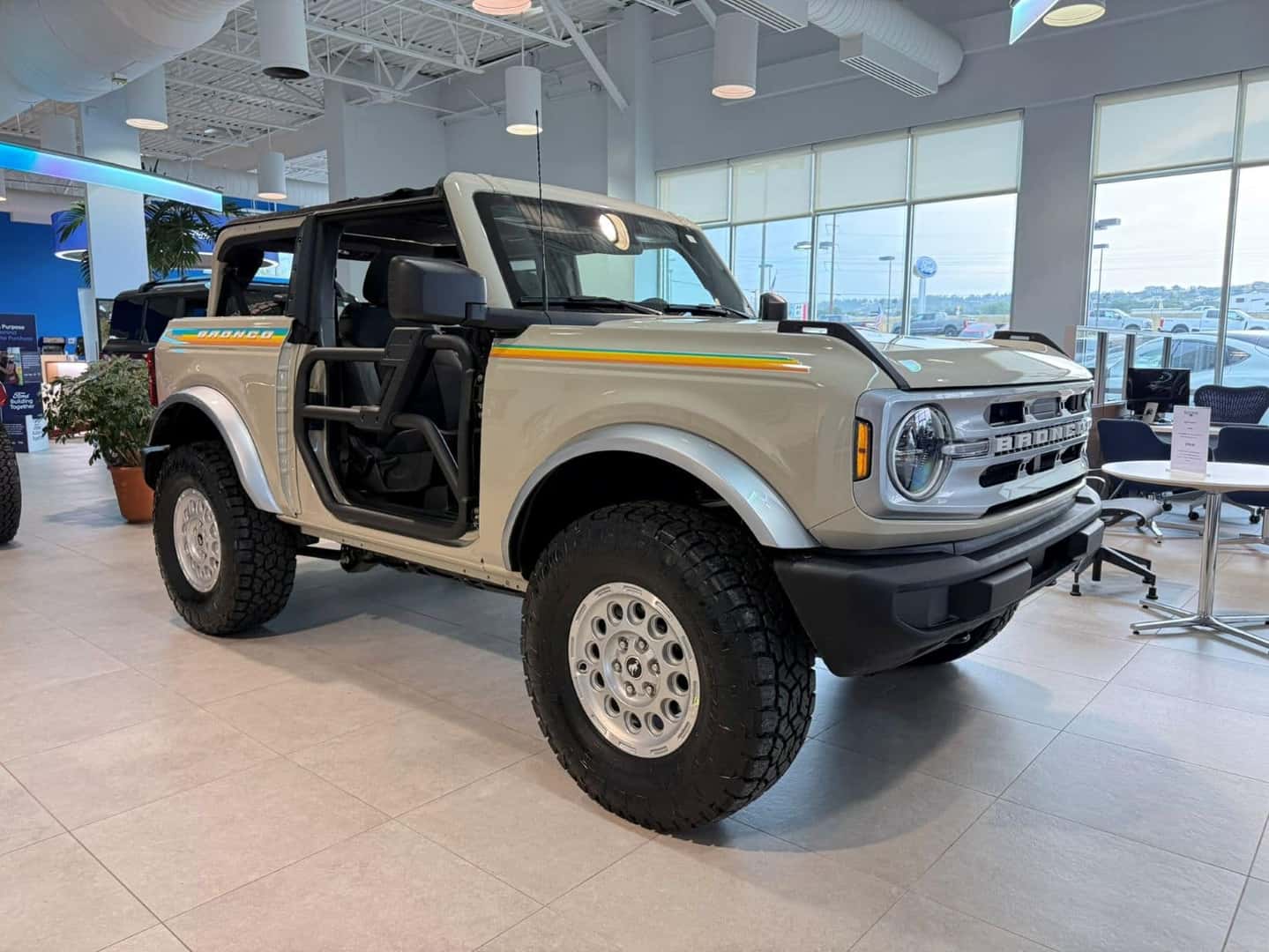 2025 Ford Bronco 2 Door Coastal