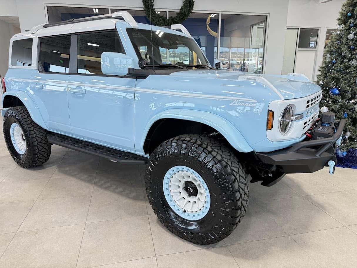 Robbin's Egg Blue Bronco Heritage