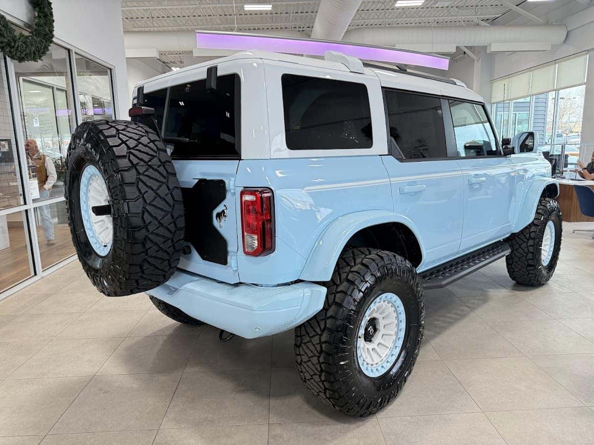 Robbin's Egg Blue Bronco Heritage