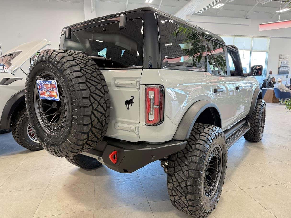 2026 Avalanche Gray Ford Bronco ARB Edition