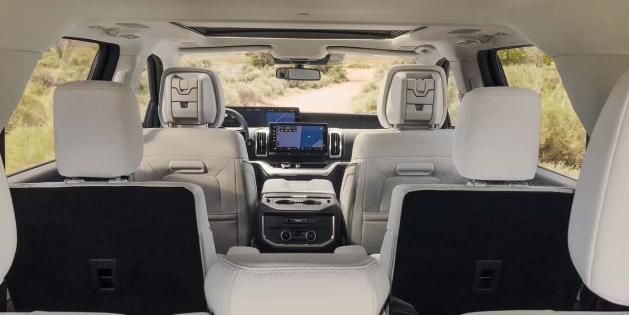 2027 Ford Expedition interior technology and cargo comparison
