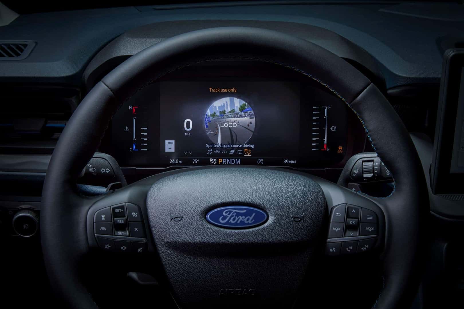 The Strong 2025 Ford Maverick Lobo's Dependable Digital Gauge
