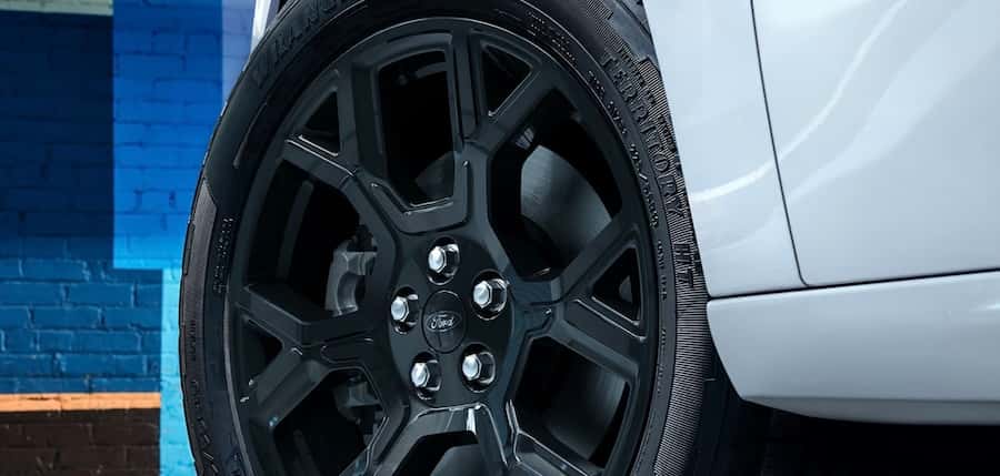 Summer-Tire-Service-Guide-for-Treasure-Coast-Drivers