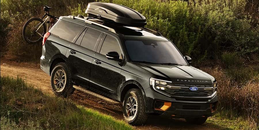 2026-Ford-Expedition-vs-2026-Chevy-Tahoe--Which-Full-Size-SUV-Fits-Florida-Families-Best_-copy