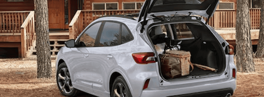 2026 Ford Escape Gas vs Hybrid vs Plug-In Hybrid: Which One Fits Your Driving Habits? content