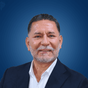Luis Salazar