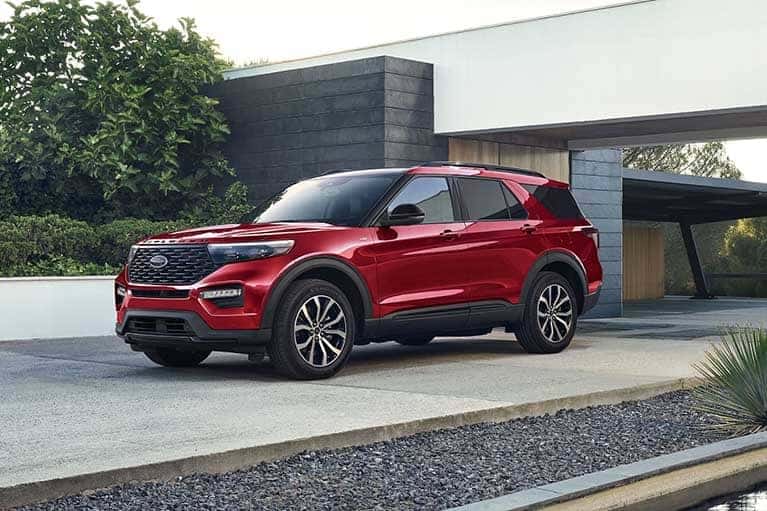 F2023-Explorer-parked-next-to-building