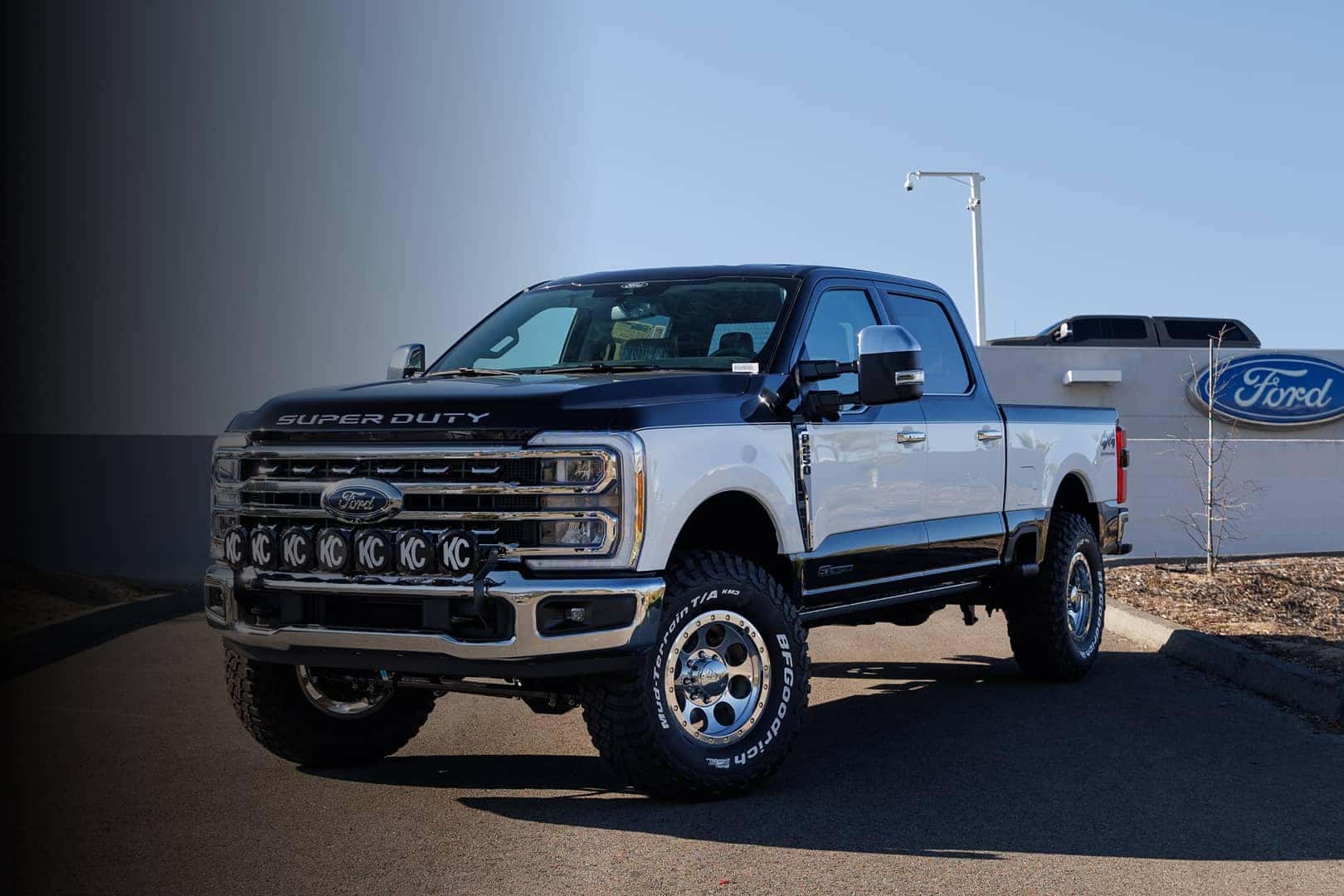 ford super duty parked