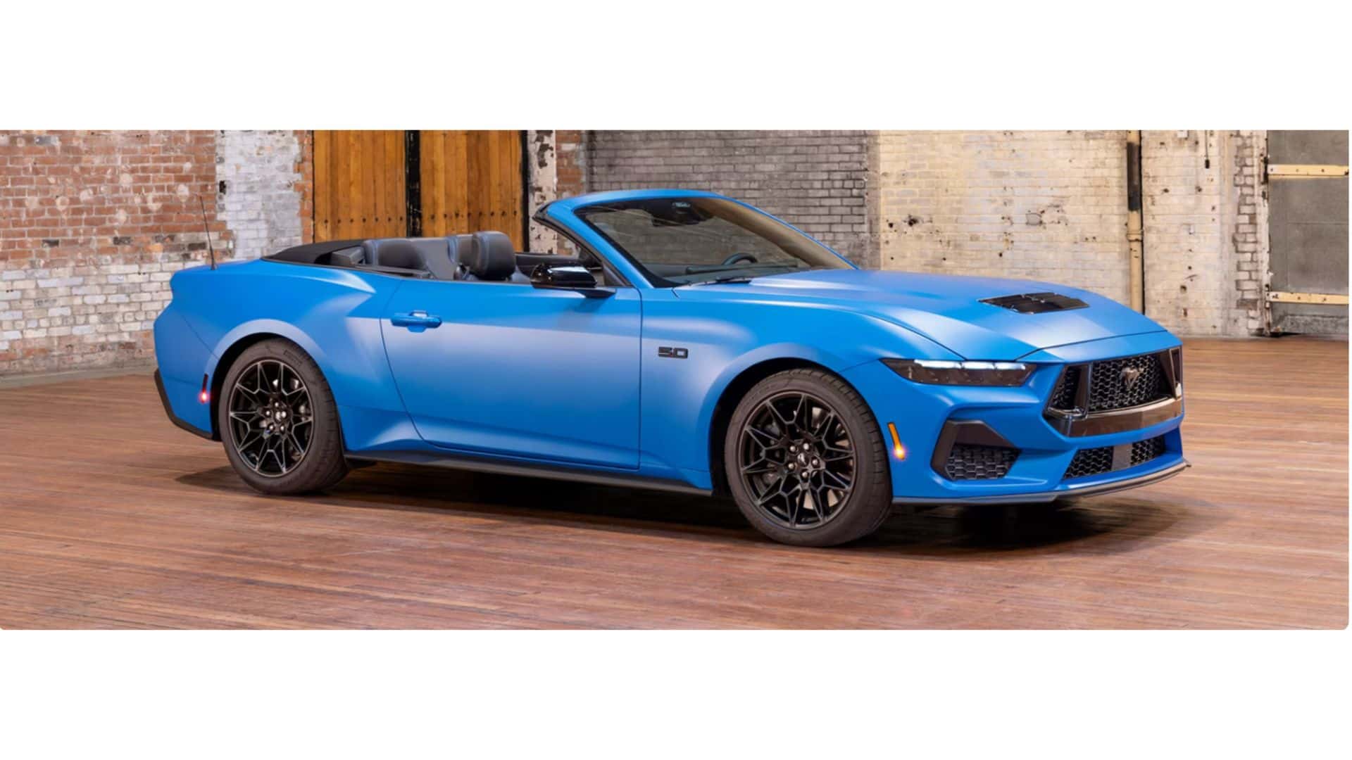 Ford Mustang Exterior