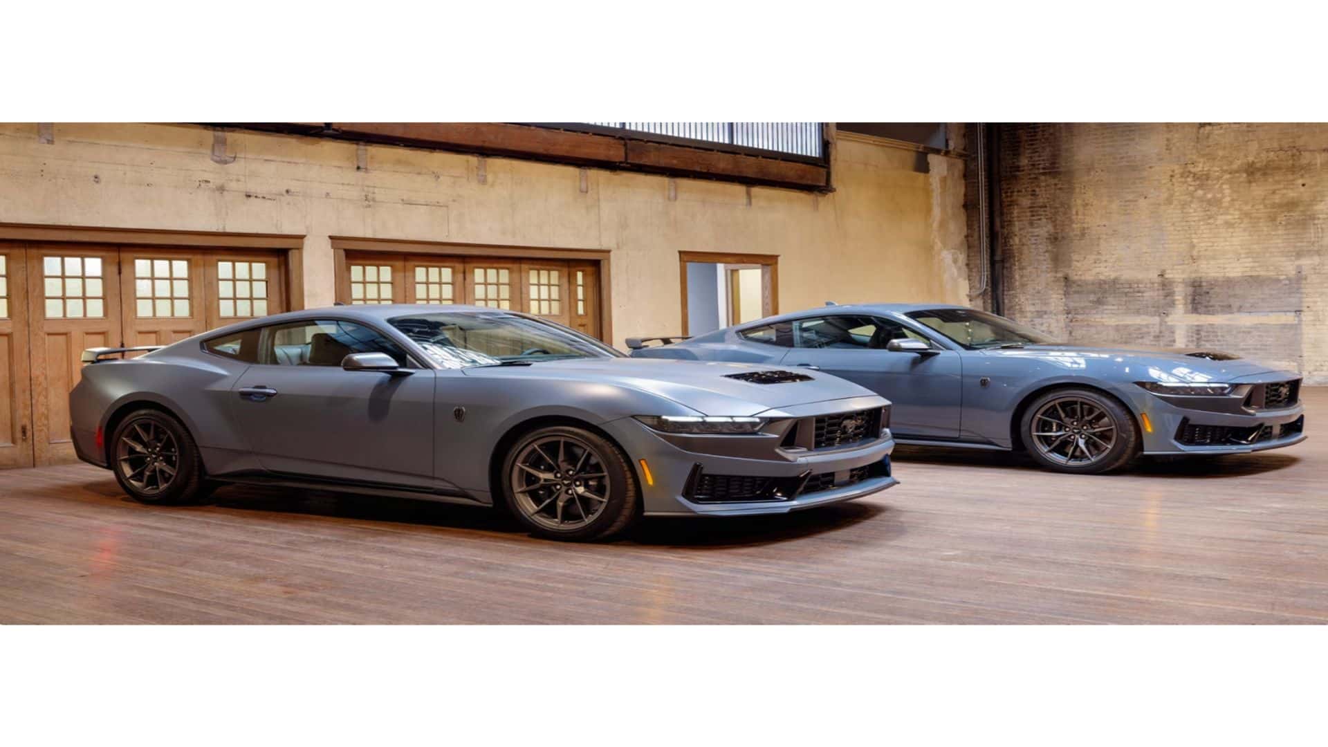 Ford Mustang Banner
