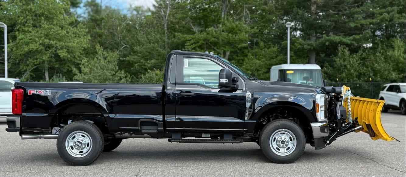 Pre-Owned Uplifted Truck