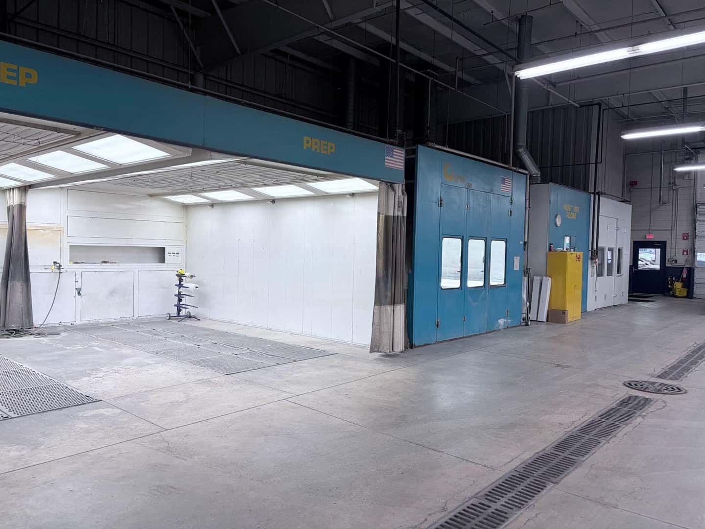 Professional Paint Booth climate-controlled environment for factory-quality finish