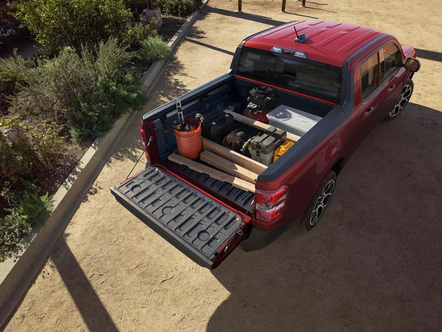 2025-Ford-Maverick-Lariat-FLEXBED-ariel-view.