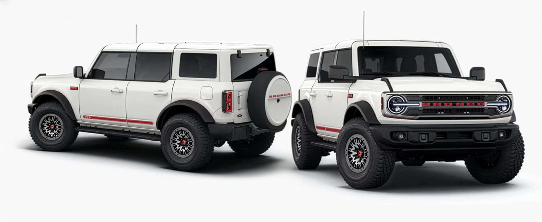 2026 Ford Bronco Outer Banks Trim Level 60th Anniversary Package Front and Rear View