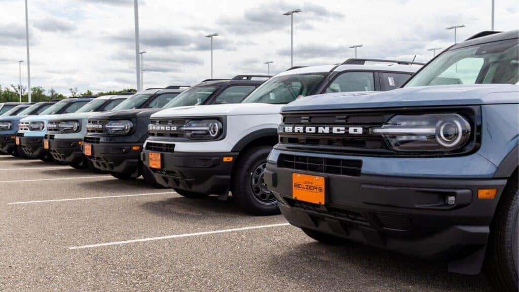 Bronco Sport lineup on car dealer lot