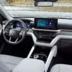 2025 Ford Explorer interior Features