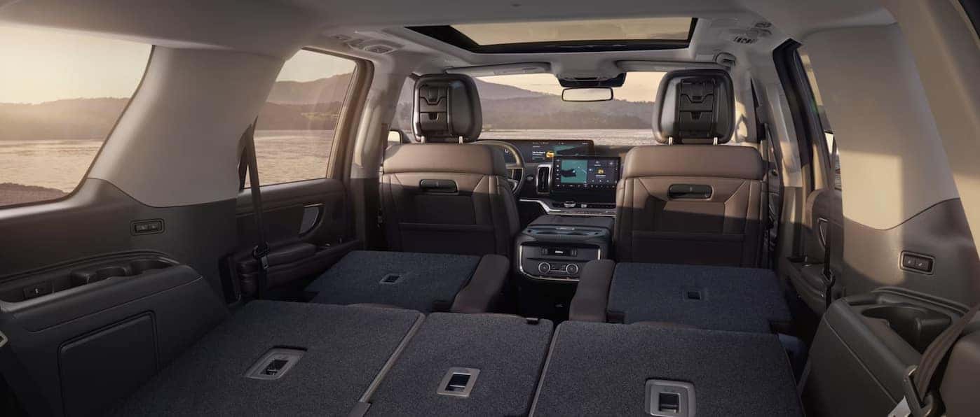 2026-ford-expedition-interior-and-cargo-space