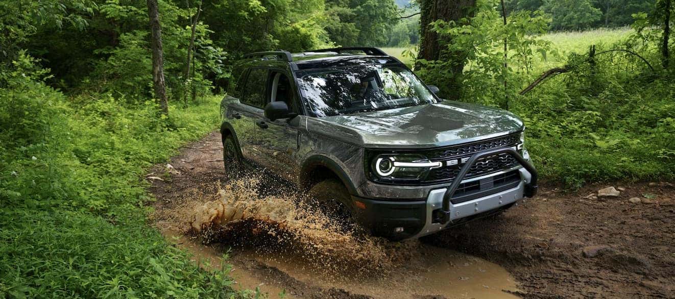 new-ford-vehicles-featuring-AWD-or-4WD-available-at-liccardi-ford-in-watchung-nj