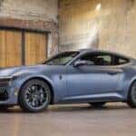 2025FordMustang-exterior-01