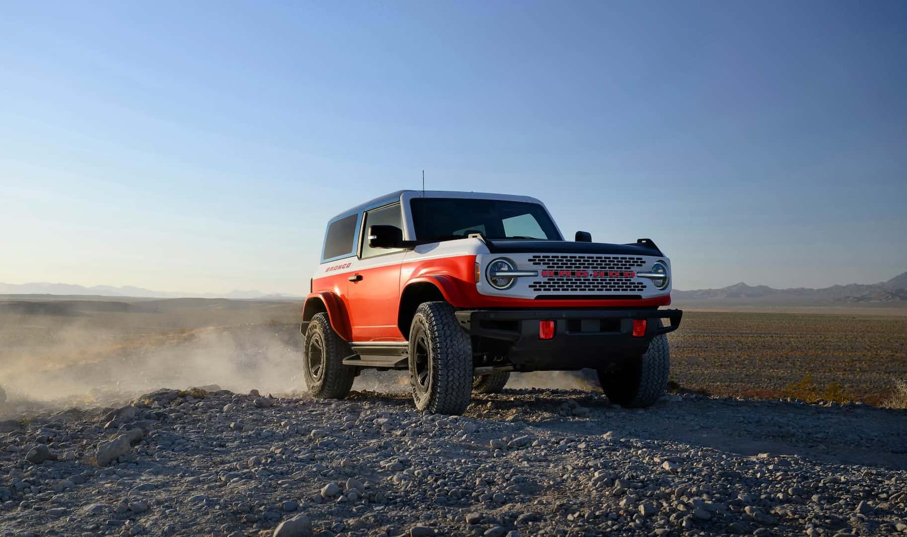 2025 bronco stroppe special edition on a canyon road