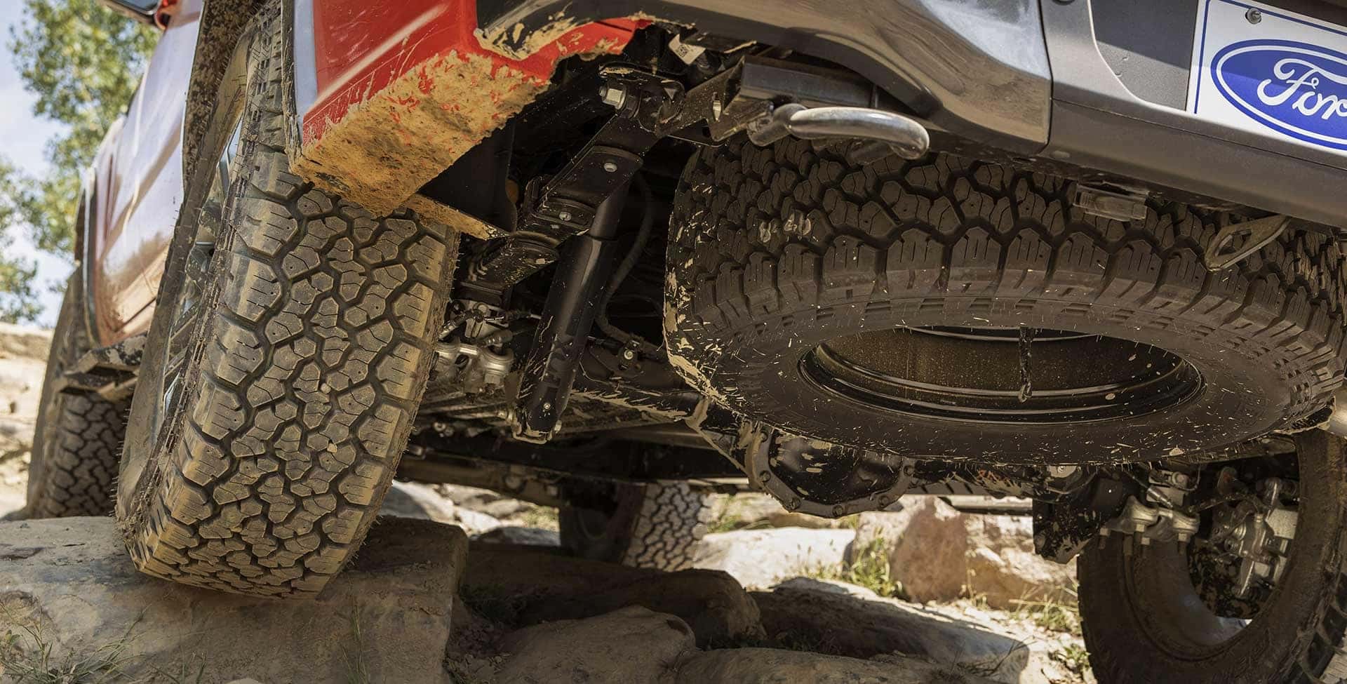 Red Ford Ranger Tremor.