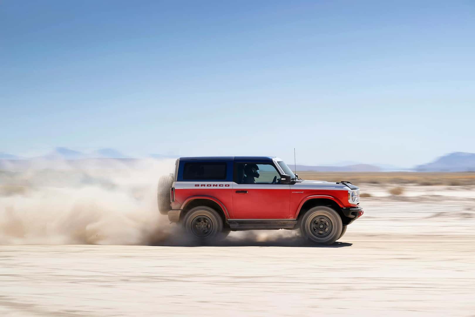 2025 bronco stroppe special edition on a canyon road