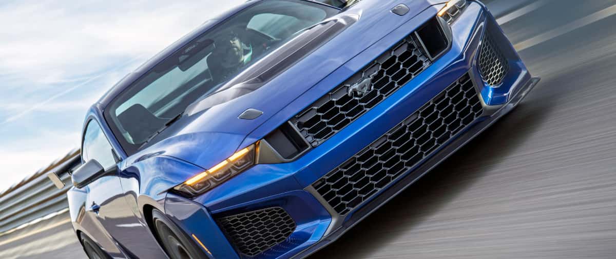 Aggressive exterior styling and aerodynamics on the 2026 Mustang Dark Horse SC
