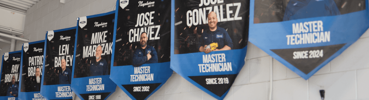 Napleton Ford of Oak Lawn union technicians
