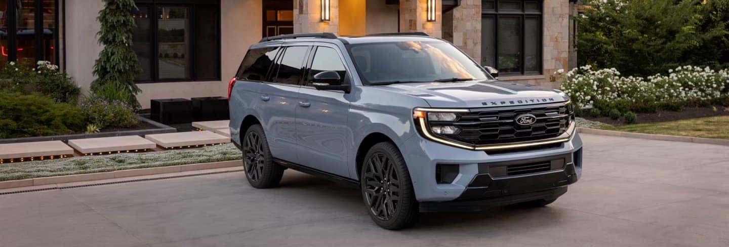 2026 ford expedition hero