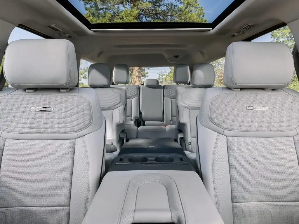 Passenger Seats