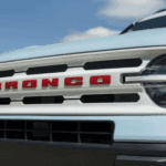 2024 Fod Bronco Heritage Edition front end grill.