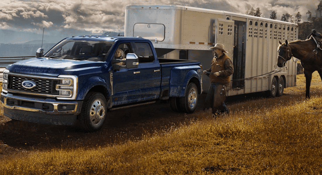 2026 Ford Super Duty F-450 towing a heavy gooseneck trailer near Kansas City