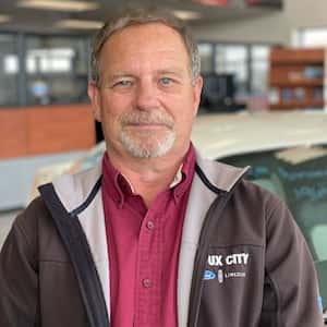 Ken Hutchinson