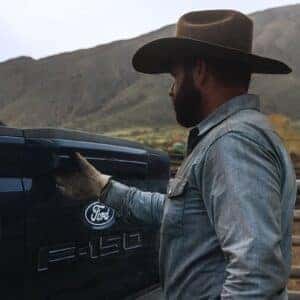 2026 Ford F-150 King Ranch Tailgate is useful and comfortable to close
