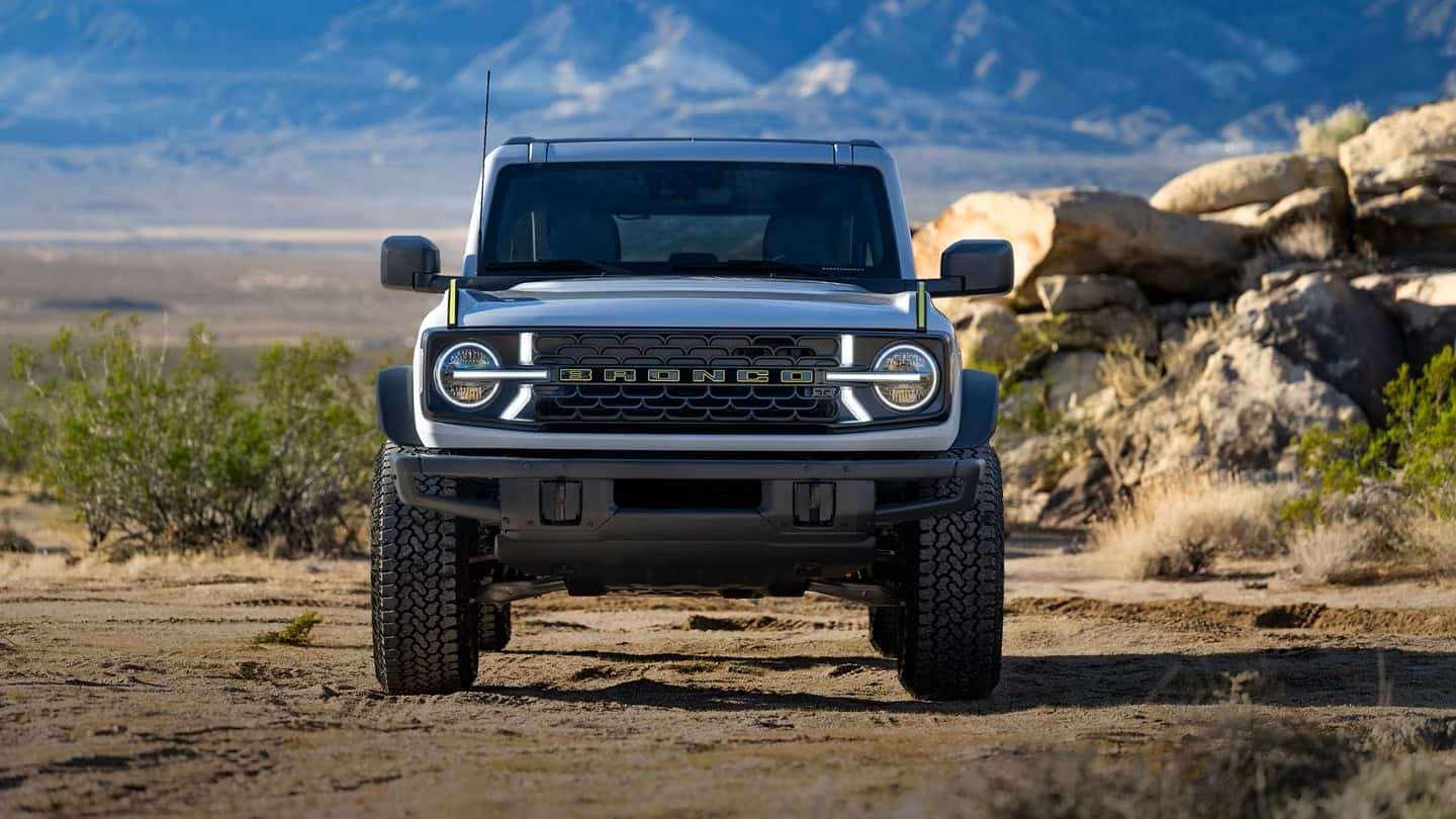 ford bronco removable doors and roof feature