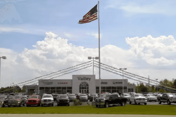 1 / 1 – Valley-Motor-City-of-Columbus-Dealership-Outside-Shot.png