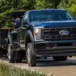 2026FordSuperDutyF-350-exterior-01