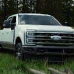 2027FordSuperDutyF-350-exterior-01