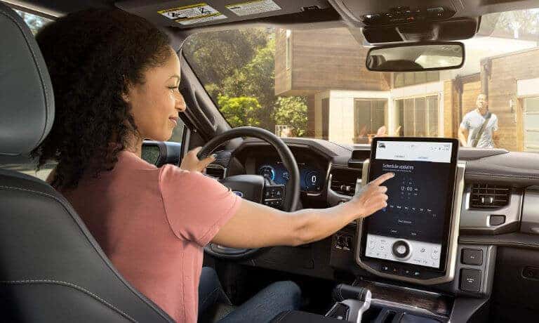 2025 Ford F-150 Lightning Interior Infotainment